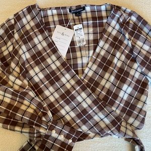 SMALL WRAP AROUND FLANNEL TOP